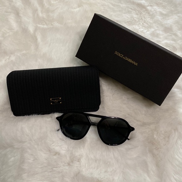NIB Dolce & Gabbana 54 mm Sunglasses main image 7